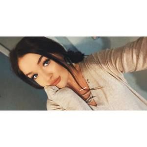 Meet your Posher, Karli